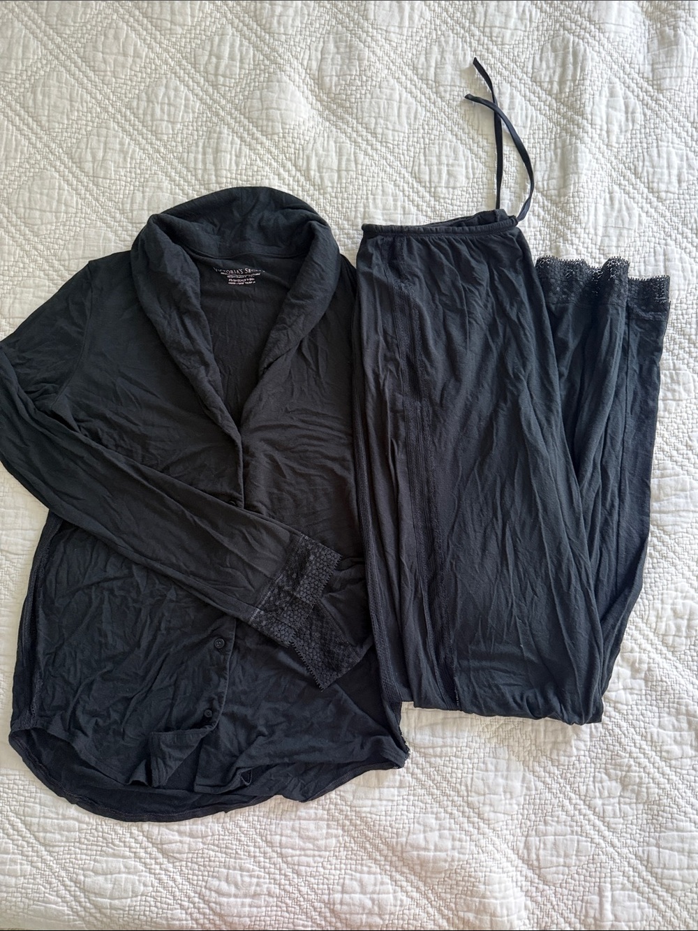 VICTORIA'S SECRET WOMEN'S BLACK LACE SIDES TRIM SUPERSOFT MODAL PAJAMA SET Sz XS - Picture 3 of 16
